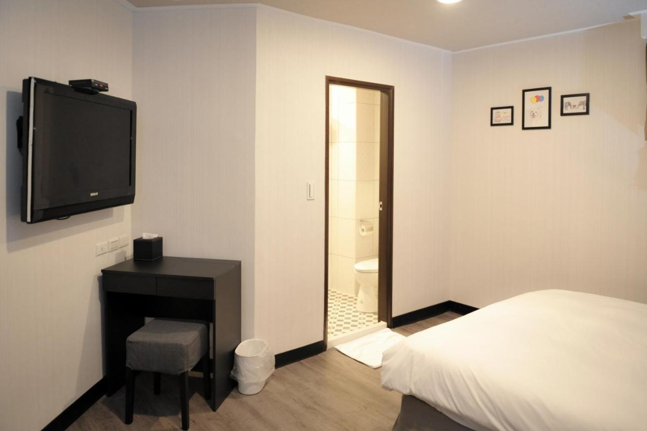Huang Kai Hotel Taichung Exterior foto